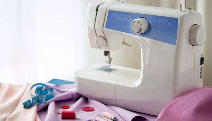 best lightweight sewing machine